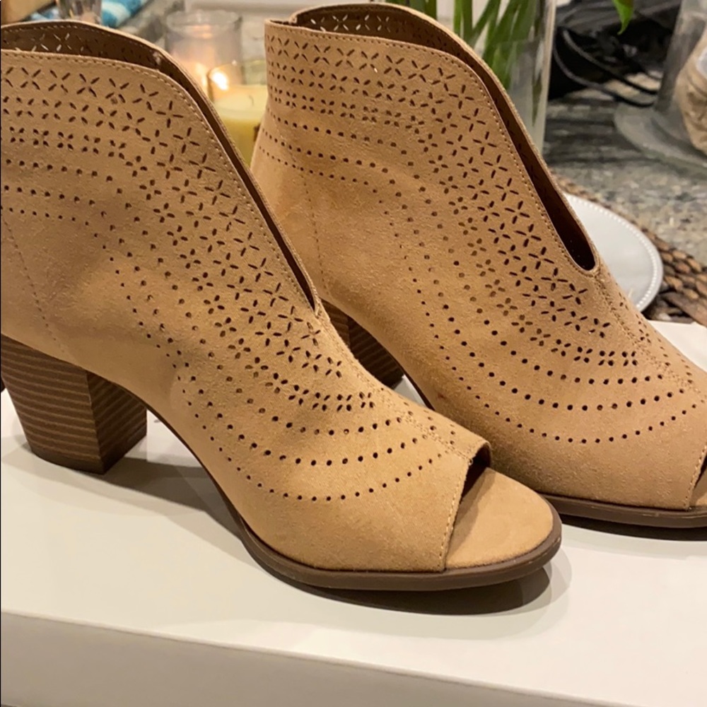 Tan Boots Open Toes